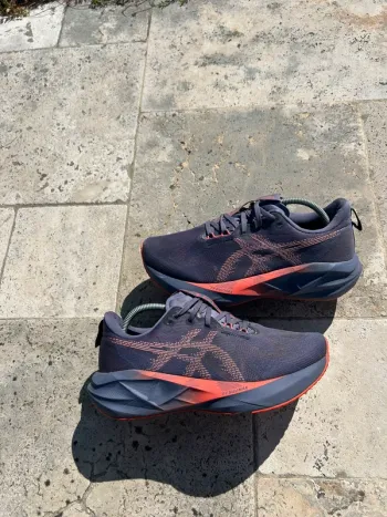Used Asics Novablast Running Shoes