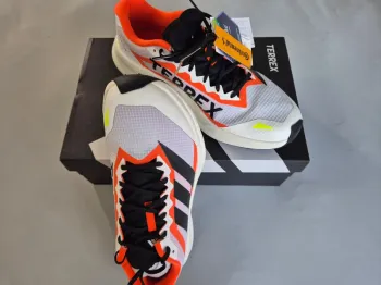 Used Continental Terrex Agravic LITE Running Shoes