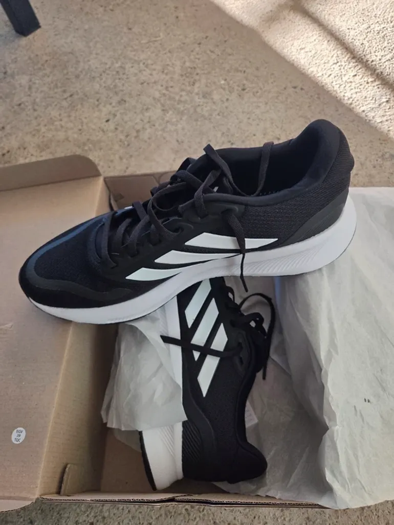 Used Adidas Runfalcon 5 Wide bike — image 2 of 7
