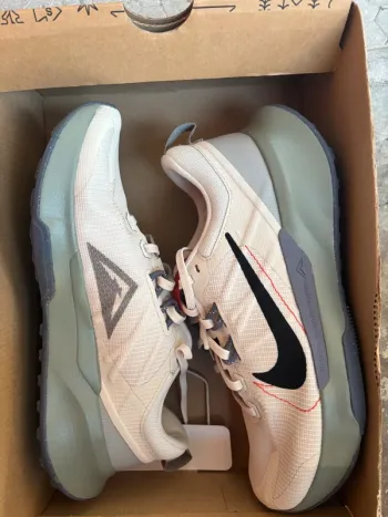 Used Nike Juniper Trail 2 Running Shoes