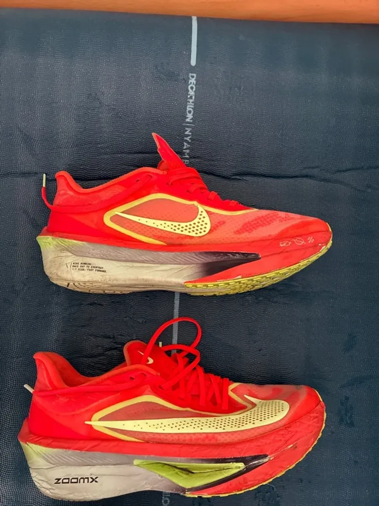 Used Nike Zoom Fly 6 bike — image 4 of 4