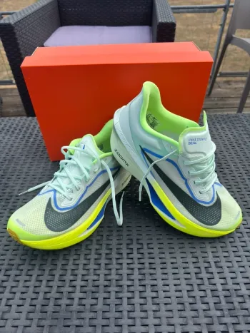 Used Nike Zoom Fly 6 Running Shoes