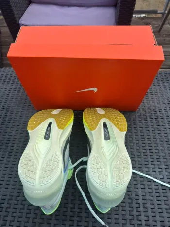 Used Nike Zoom Fly 6 bike — image 3 of 5