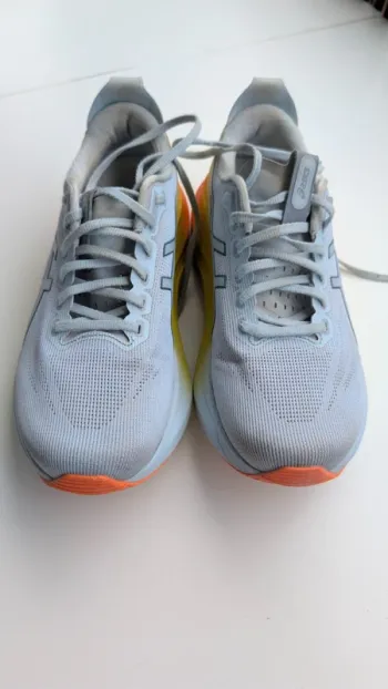 Used Asics Kayano 32 Running Shoes