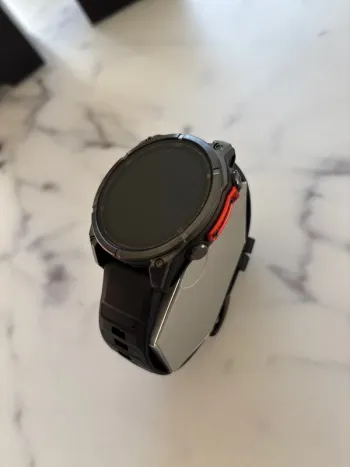 Used Garmin Fenix 8 bike — image 4 of 6