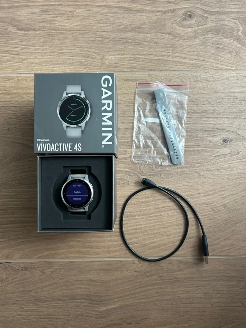 Used Garmin Vivoactive 4S Electronics
