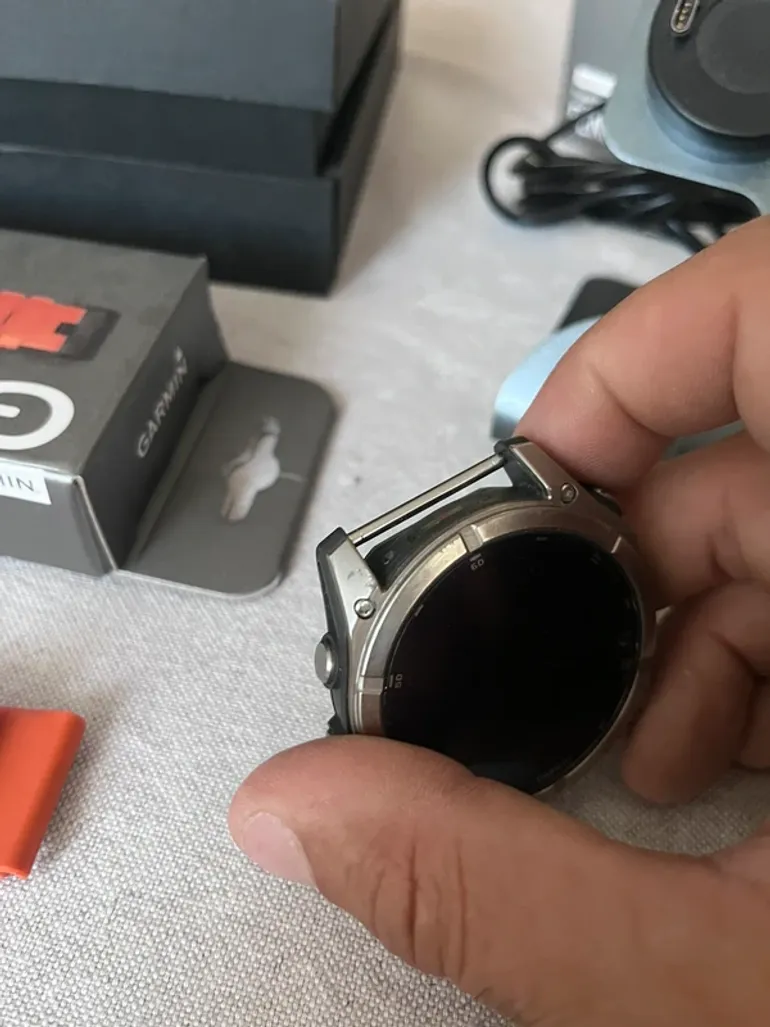 Used Garmin Fenix 8 51mm titanium bike — image 3 of 5