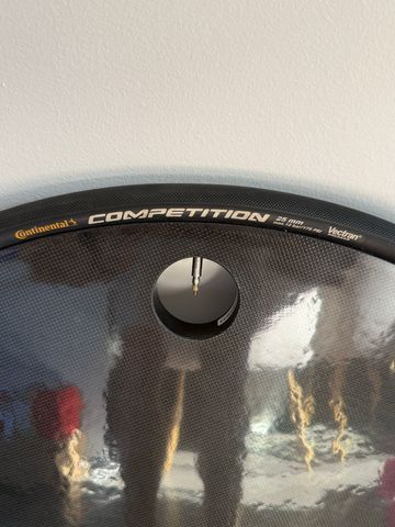 Used Ffwd TT Disc Wheelset 2024 bike — image 2 of 6