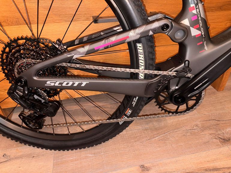 Used Sram S1000 AXS 2026 bike — image 4 of 8