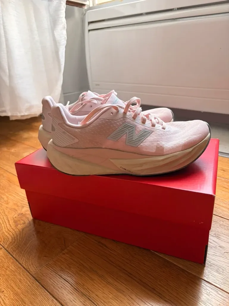 Used New Balance Rebel WFCXLI5 bike — image 2 of 6