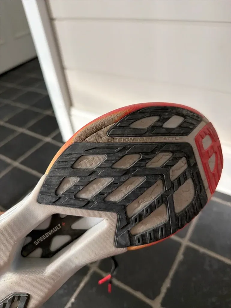 Used Brooks Hyperion Elite 4 bike — image 4 of 9