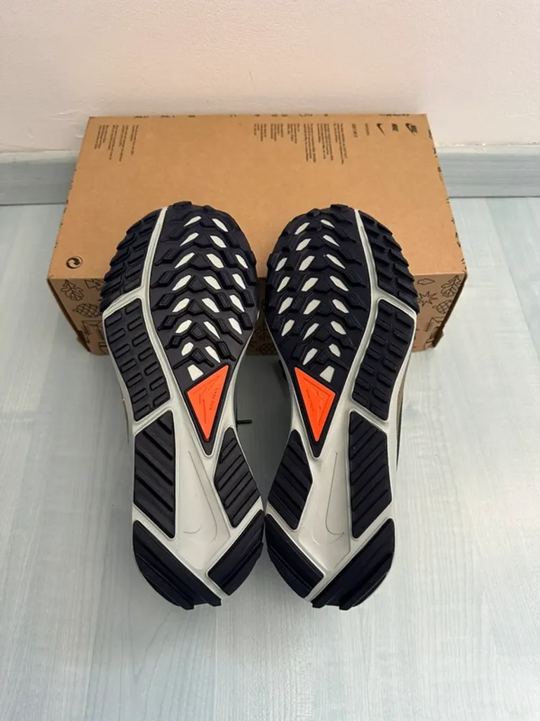 Used Pegasus React Trail 4 Goretex V2 bike — image 8 of 10