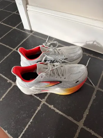 Gebrauchtes Brooks Hyperion Max 2 Running Shoes