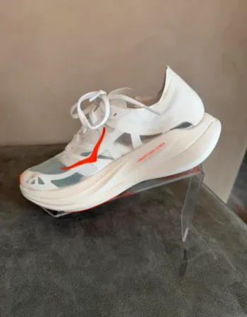 Used Hoka Rocket X2 bike — image 3 of 3