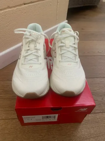 Used New Balance Running Shoes Running Shoes
