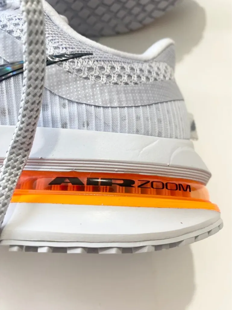 Used Pegasus Nike bike — image 6 of 11