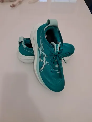 Used Asics Gel Nimbus 27 bike — image 2 of 10