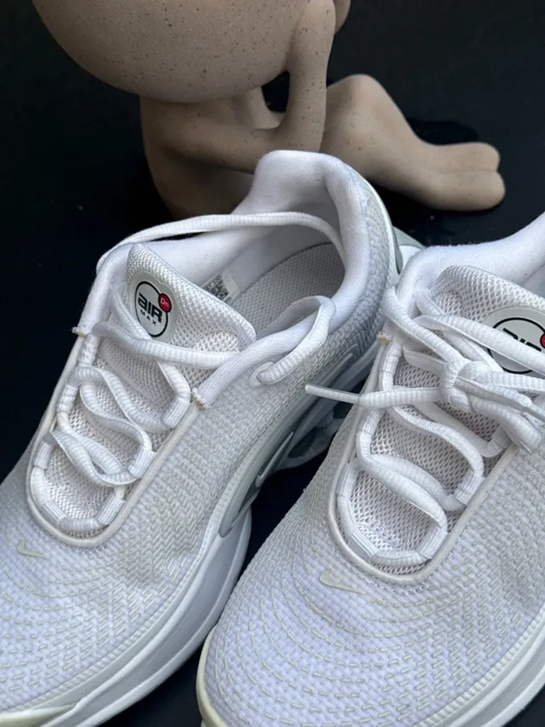 Tweedehands Nike Air Max Dn bike — afbeelding 8 van 9