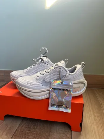 Used Nike Vomero plus Running Shoes