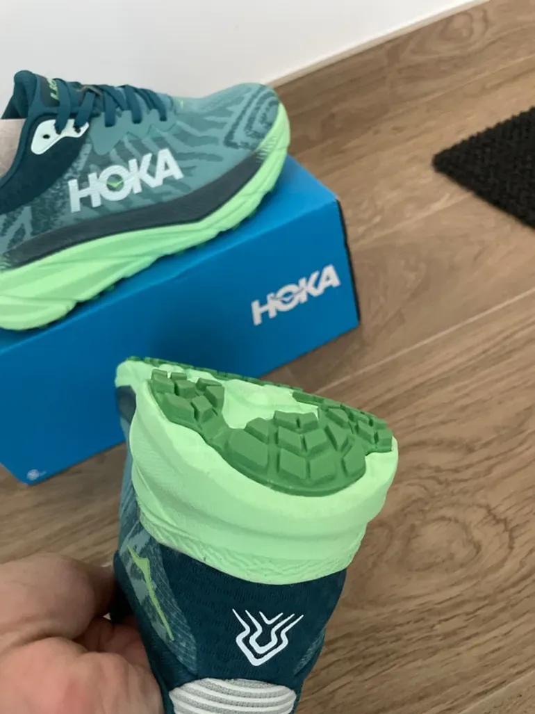 Used Hoka Challenger 7 2026 bike — image 7 of 8