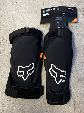 Used Fox Launch D3O Knee Guard Cycling Clothing
