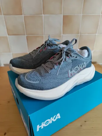 Used Hoka Rincon 4 Running Shoes
