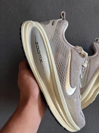 Gebrauchtes Nike Vomero 18 bike — Bild 2 von 9