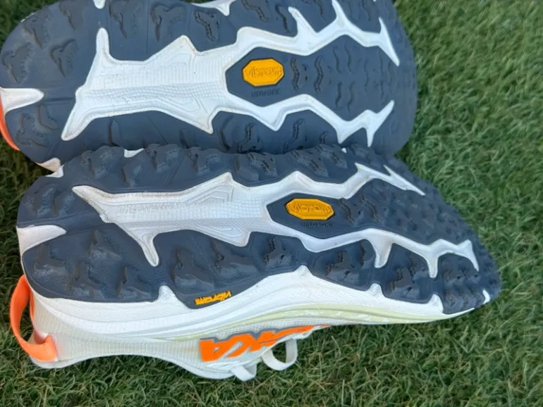 Hoka Speedgoat 6 bike d'occasion — image 11 sur 12