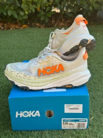 Hoka Speedgoat 6 Running Shoes de segunda mano