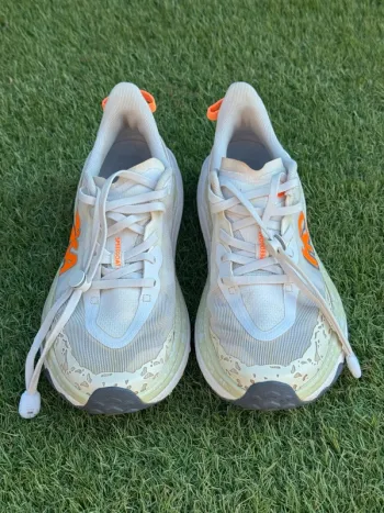 Hoka Speedgoat 6 bike d'occasion — image 5 sur 12