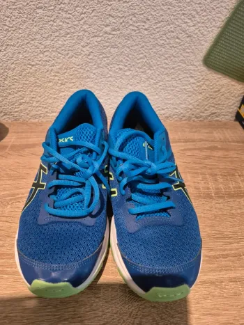 Used Asics Schuhe Running Shoes
