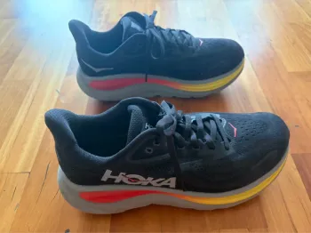 Used Nitro Clifton 10 Running Shoes