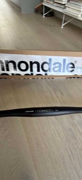 Used Cannondale 2 Flat Handlebar 2026 bike — image 2 of 3