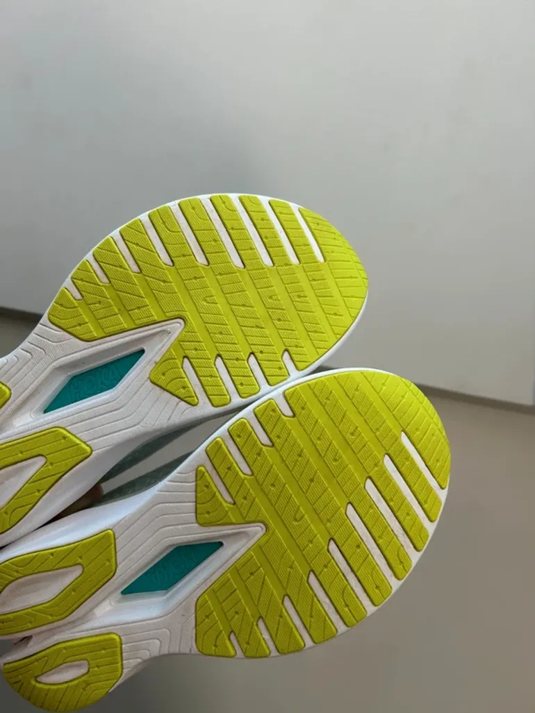 Used Hoka Mach X bike — image 7 of 15