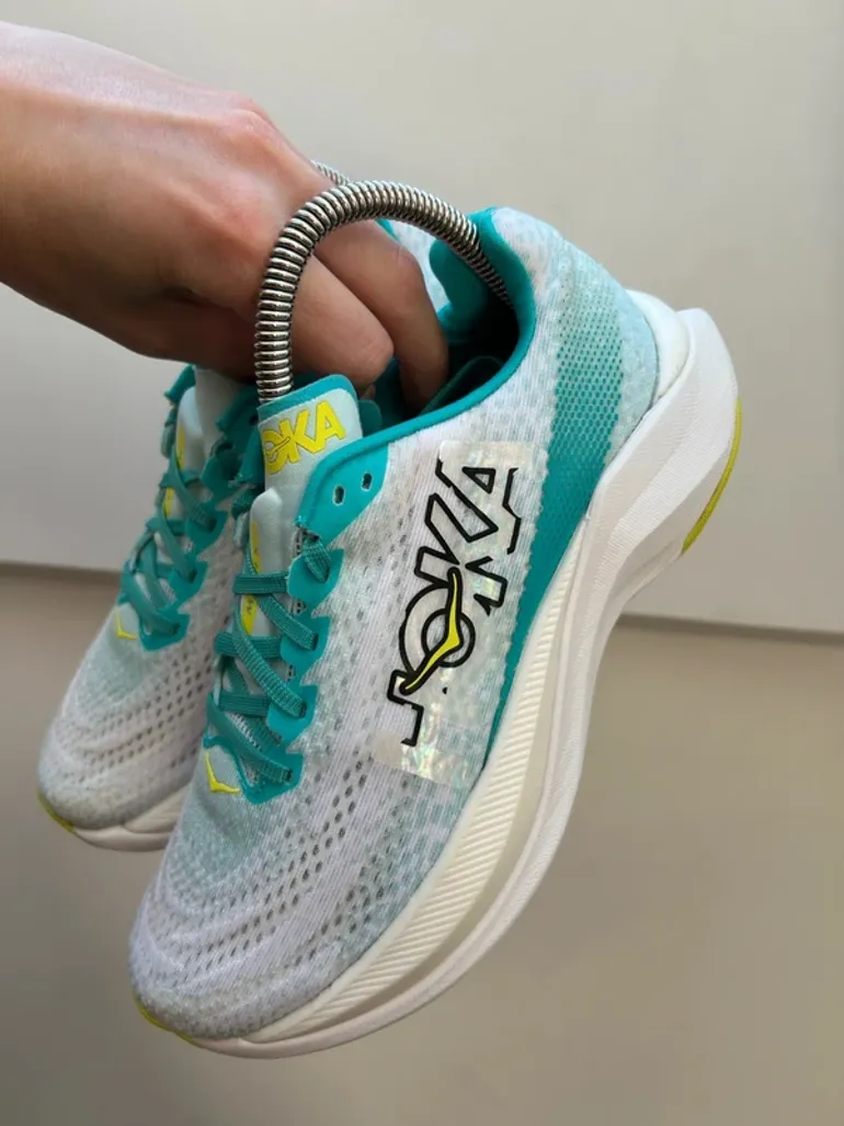 Used Hoka Mach X bike — image 10 of 15