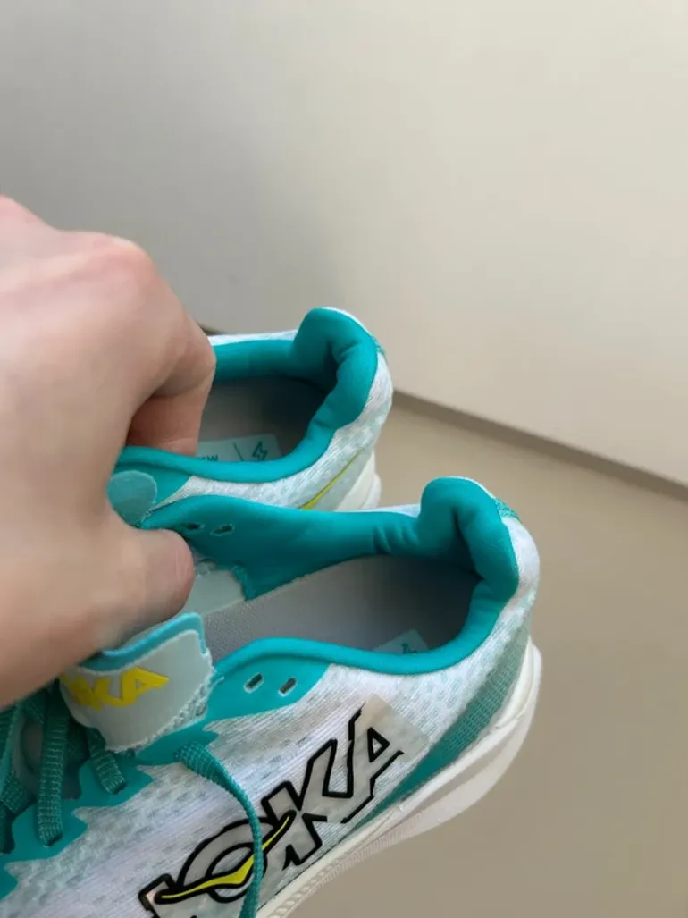 Used Hoka Mach X bike — image 13 of 15