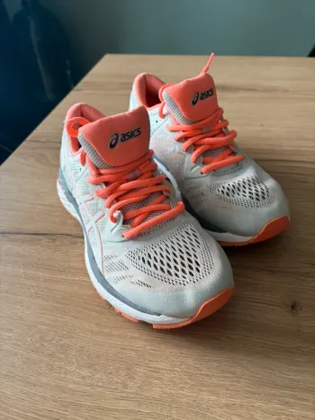 Tweedehands Asics Gel Superion bike — afbeelding 2 van 6