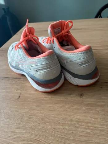 Tweedehands Asics Gel Superion bike — afbeelding 3 van 6