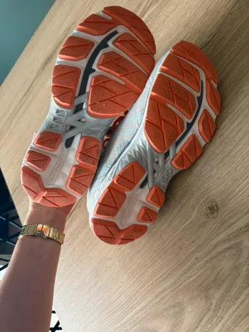 Tweedehands Asics Gel Superion bike — afbeelding 5 van 6