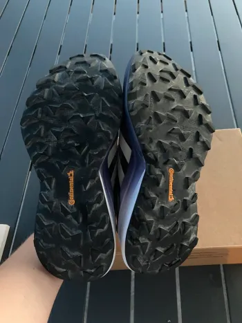 Adidas Trail Running Shoes bike d'occasion — image 5 sur 6