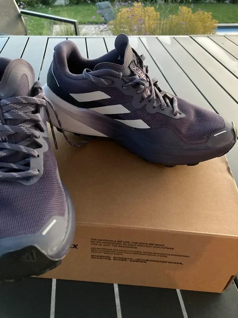 Adidas Trail Running Shoes bike d'occasion — image 3 sur 6