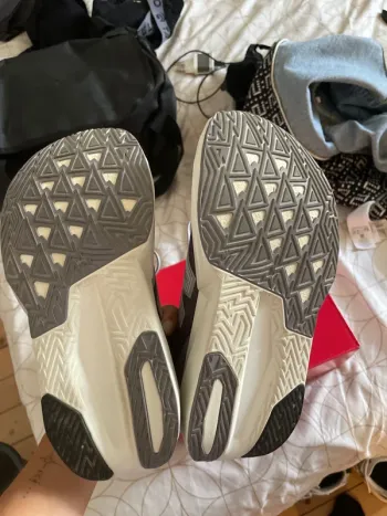 Used New Balance Running Shoes bike — image 5 of 8