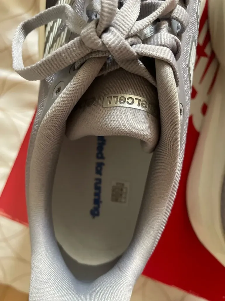 Used New Balance Running Shoes bike — image 8 of 8
