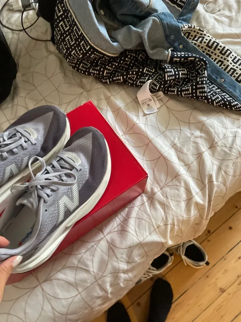 Used New Balance Running Shoes bike — image 6 of 8