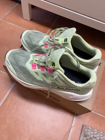Used Salomon Aero Blaze 3 Running Shoes
