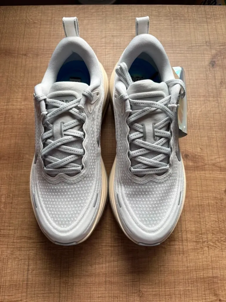 Used Nike Vomero Plus bike — image 3 of 8