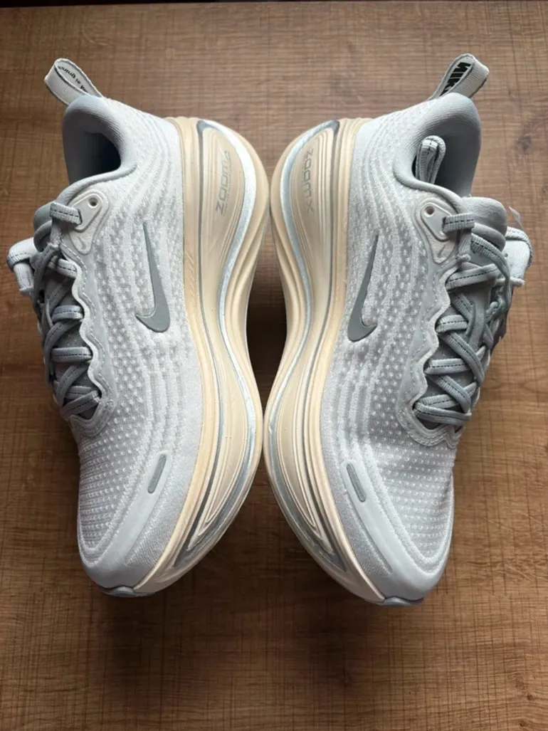 Used Nike Vomero Plus bike — image 4 of 8