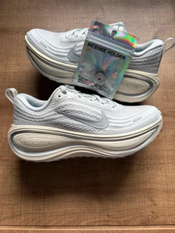 Nike Vomero Plus Running Shoes d'occasion