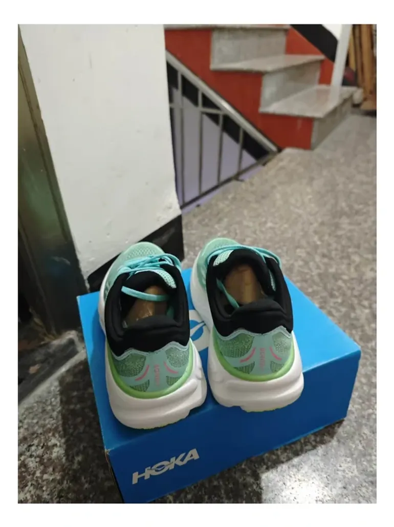 Used Hoka Bondi 9 bike — image 3 of 6