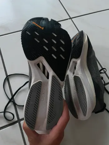 Tweedehands Adidas Adizero Boston 12 bike — afbeelding 2 van 5